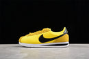 Tênis Nike Cortez “Vivid Sulfur”