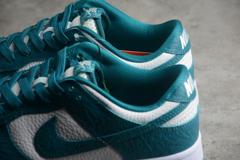 Nike Dunk Low Ocean SB