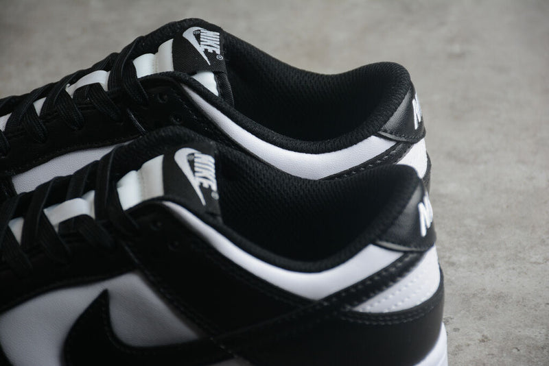 Nike Dunk Low Panda SB