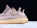 Tênis Adidas Yeezy Boost 350 v2