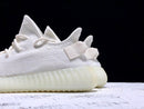 Tênis Adidas Yeezy Boost 350 v2