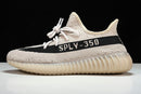 Tênis Adidas Yeezy Boost 350 v2