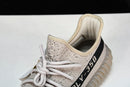 Tênis Adidas Yeezy Boost 350 v2