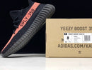 Tênis Adidas Yeezy Boost 350 v2