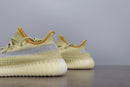 Tênis Adidas Yeezy Boost 350 v2