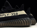 Tênis Adidas Yeezy Boost 350 v2