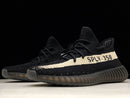 Tênis Adidas Yeezy Boost 350 v2