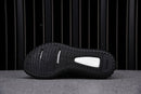Tênis Adidas Yeezy Boost 350 v2