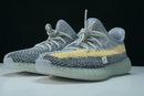 Tênis Adidas Yeezy Boost 350 v2