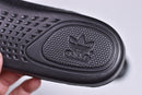 Tênis Adidas Yeezy Boost 350 v2