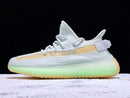 Tênis Adidas Yeezy Boost 350 v2