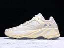 Tênis Adidas Yeezy Boost 700