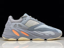 Tênis Adidas Yeezy Boost 700