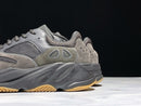 Tênis Adidas Yeezy Boost 700