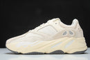 Tênis Adidas Yeezy Boost 700