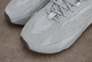 Tênis Adidas Yeezy Boost 700