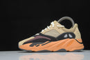 Tênis Adidas Yeezy Boost 700
