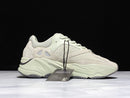 Tênis Adidas Yeezy Boost 700