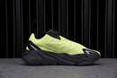Tênis Adidas Yeezy Boost 700