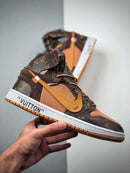 Louis Vuitton x OFF WHITE - Air Jordan 1