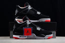Tênis Nike Air Jordan 4 Retro Bred nobuck