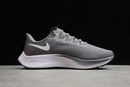 Tênis Nike Zoom 37