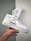 Nike Air Force 1 Pixel SE Branco e Prata
