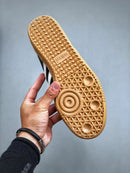 Tênis Adidas Samba Pharrell willians