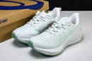 Tênis Asics Novablast 4 verde