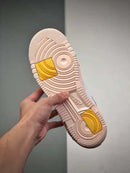 Nike Air Force 1 Pixel SE Branco e Rosa