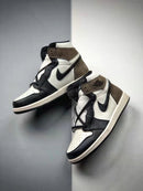 Tênis Nike Air Jordan 1 Retro “Dark Mocha