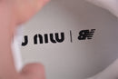Tênis New Balance x Miu Miu