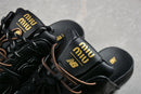 Tênis Mule New Balance x Miu Miu