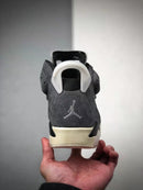 NIKE AIR JORDAN 6 RETRÔ