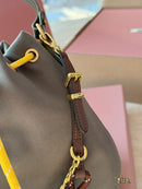 Bolsa Miu Miu - mini nécessaire em gabardine