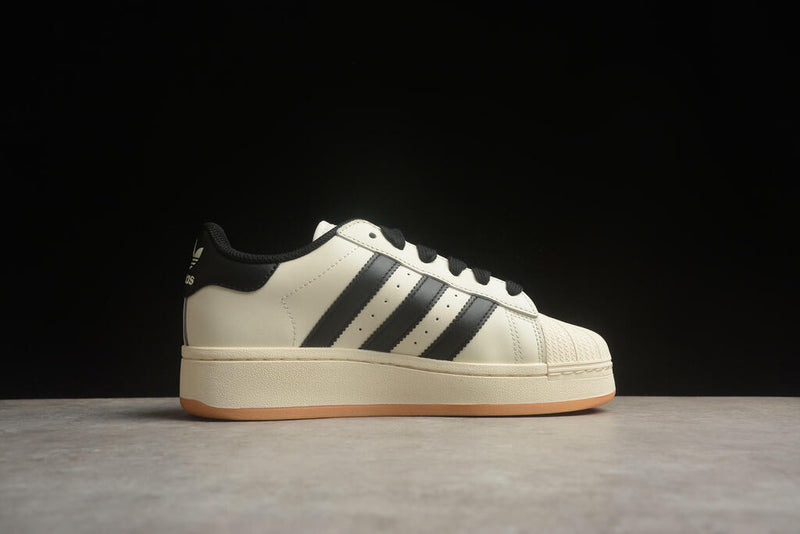 Tênis Adidas Samba XLG