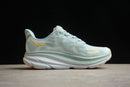HOKA ONE ONE