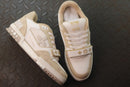 Tênis Louis Vuitton Trainer masculino Bege