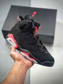 NIKE AIR JORDAN 6 RETRÔ