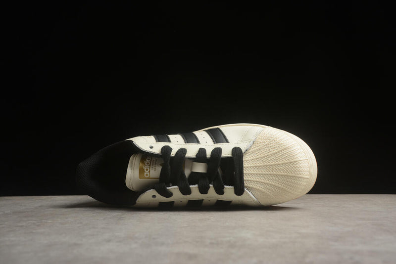 Tênis Adidas Samba XLG