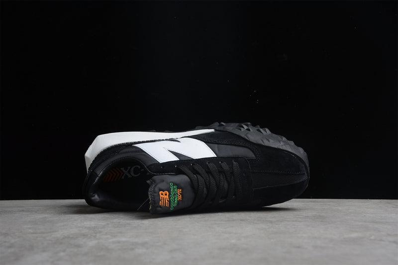 Tênis New Balance UXC72