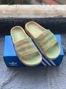 Chinelo Slide Adidas Yeezy Slides Magic Lime Desert Sand