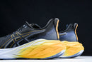 Tênis Asics Novablast 4
