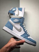 Nike Air Jordan 1 Retro High Hyper Royal