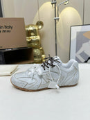 Tênis New Balance x Miu Miu