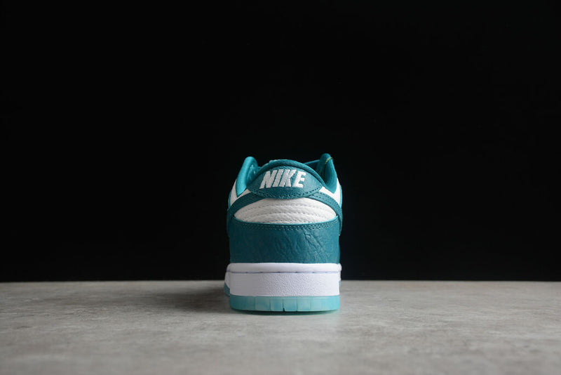 Nike Dunk Low Ocean SB