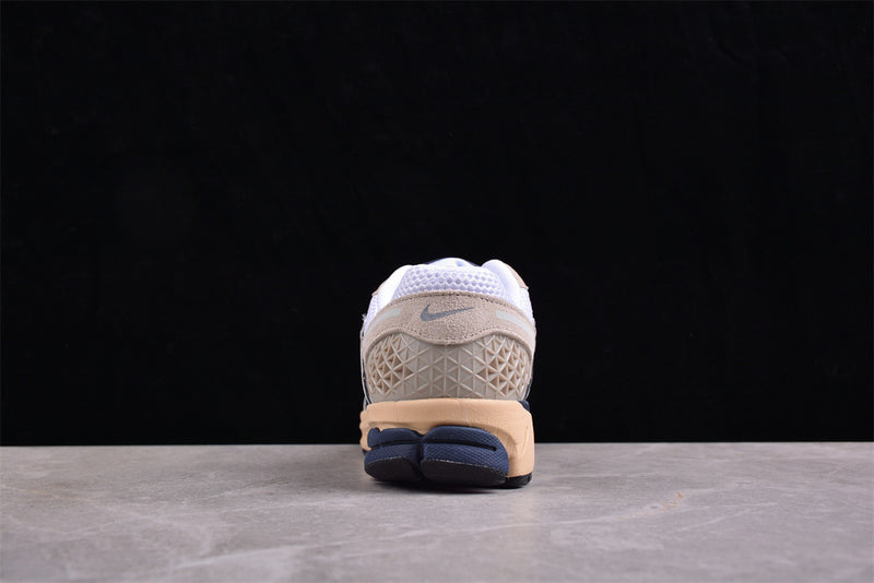 Nike Zoom Vomero 5