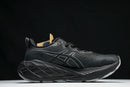 Tênis Asics Novablast 4 Preto