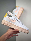 Nike Air Force 1 Pixel SE Branco e Rosa