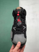 NIKE AIR JORDAN 6 RETRÔ
